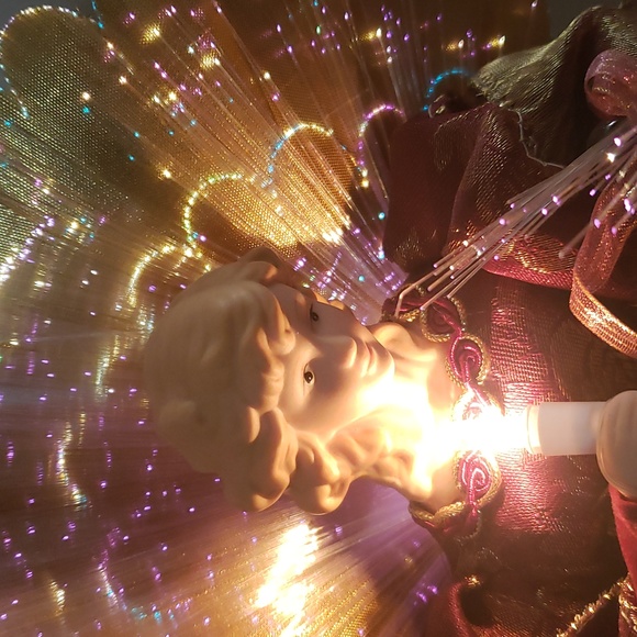 Vintage. 10" Fiber Optic Table Top Angel - Picture 4 of 7